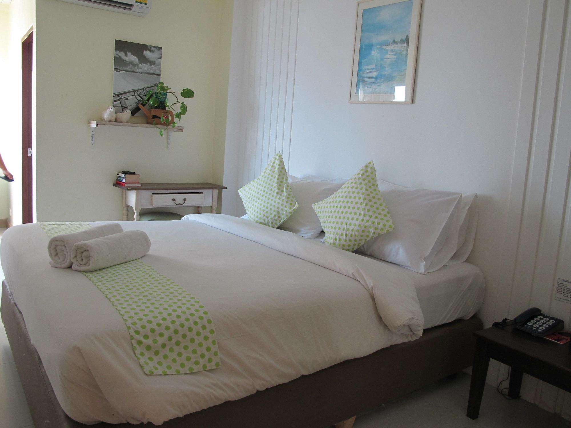 Pius Place Pattaya Exteriör bild