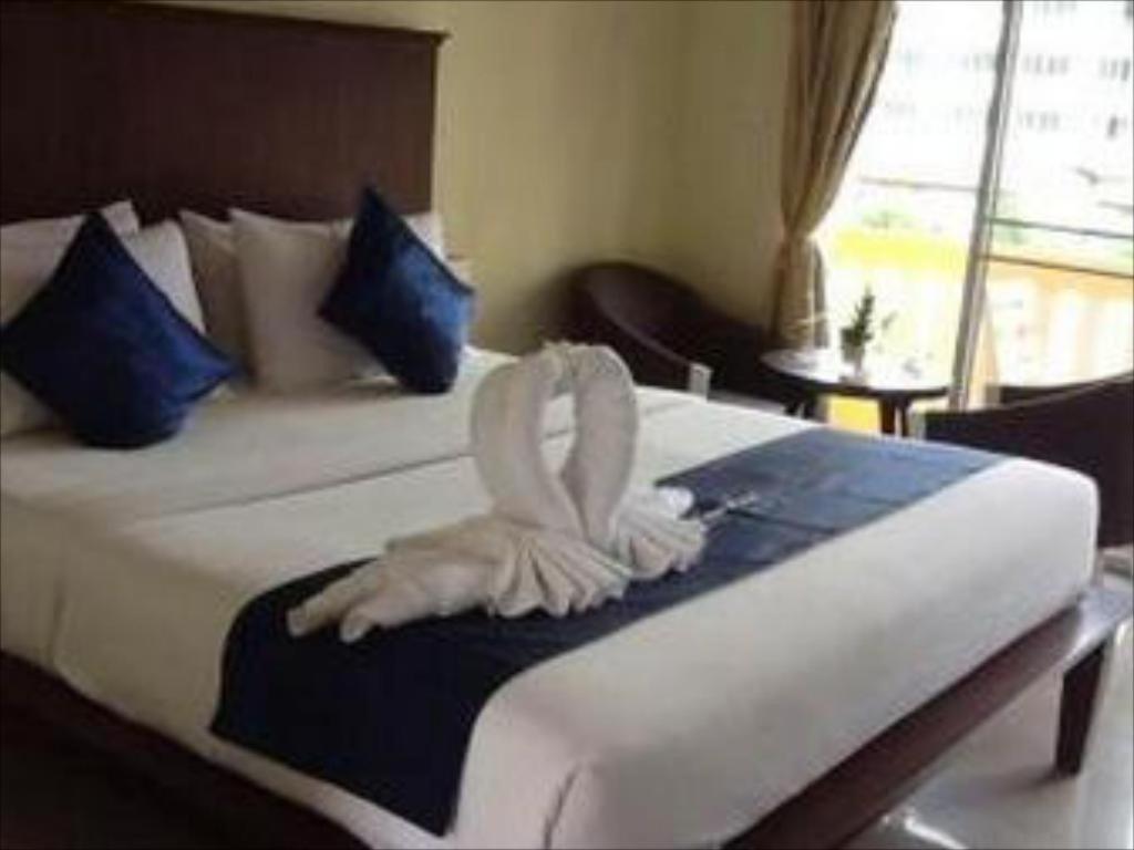 Pius Place Pattaya Exteriör bild